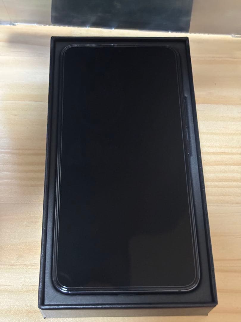 Samsung Galaxy S22 黒256GB