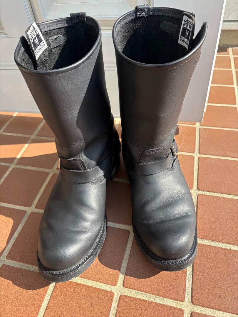 ブラックレザーエンジニアブーツ