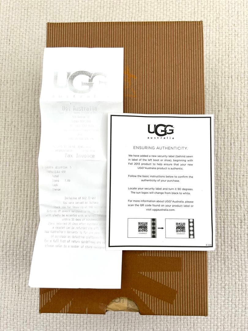 UGG モカシン 靴