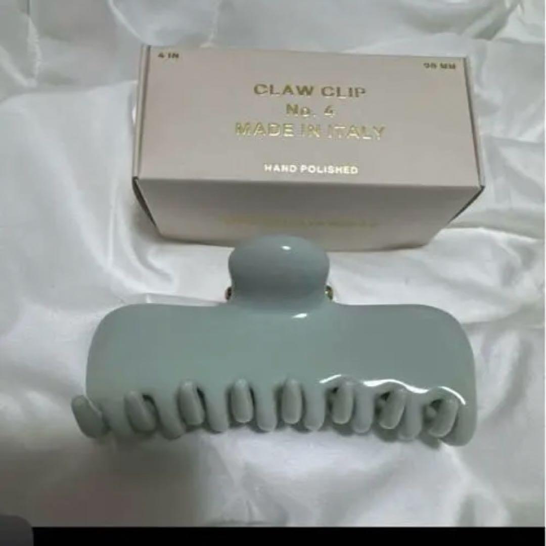 新品未使用　undo ヘアクリップ　ライトグリーン クロークリップ 中型 箱付き