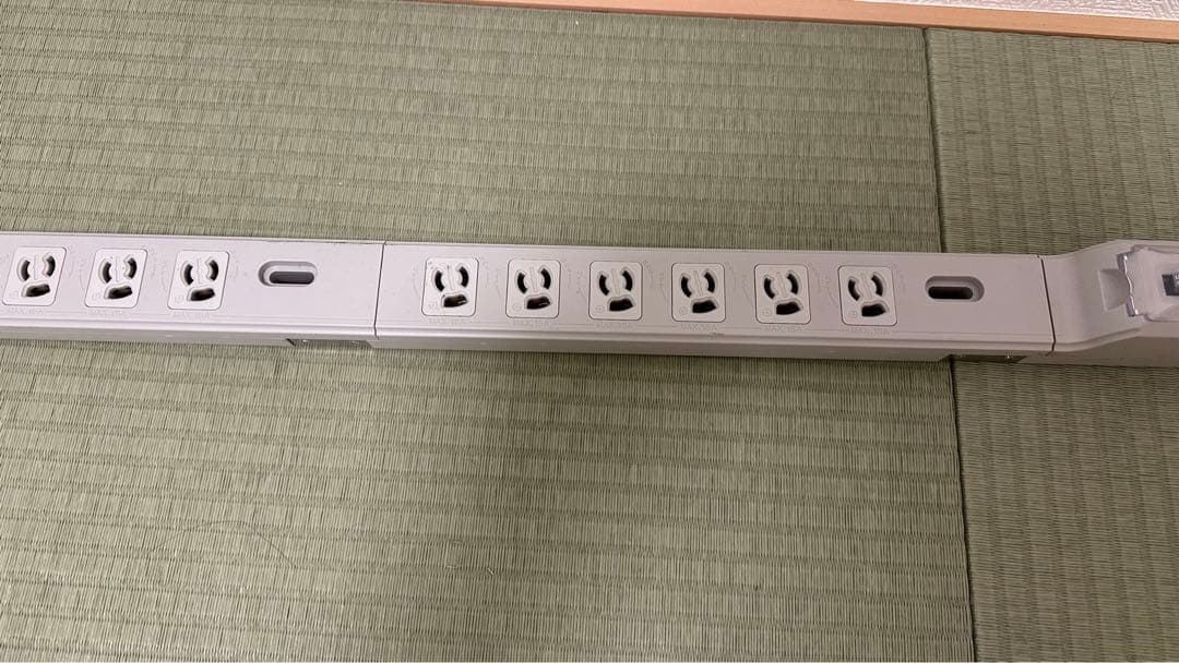 MR7861｜FM20Aコンセントバー（6個 口） 株式会社明工社