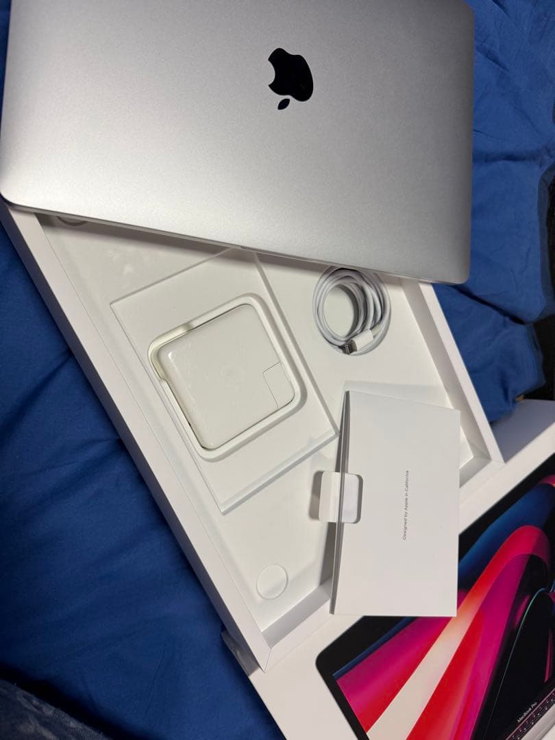 【美品】Apple MacBook Pro 2020 16GB 512GB