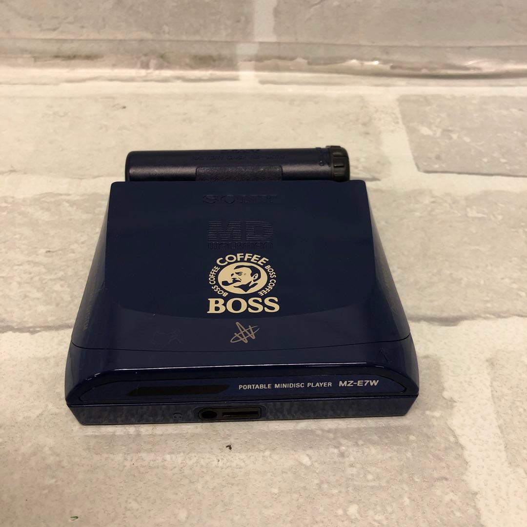 M4446 サントリーBOSS ポータブルMDプレーヤー MDウォークマン