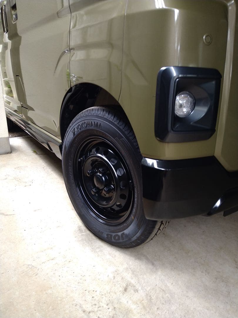 軽自動車4本タイヤホイールセット　　　　　　ダイハツアトレー