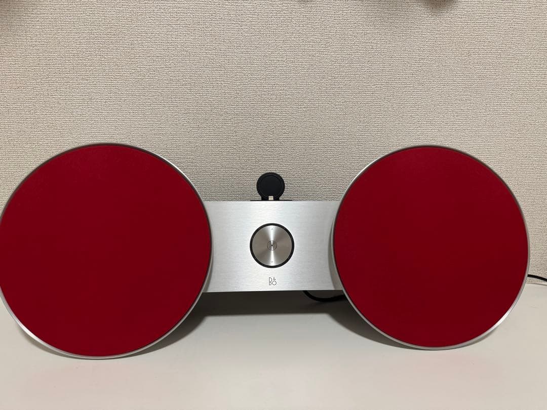 B&O BeoPlay A8 スピーカー