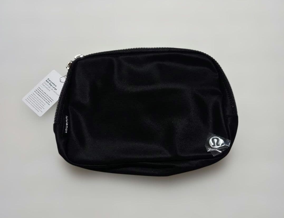 【新品】ルルレモン　Everywhere Belt Bag Large (2L)