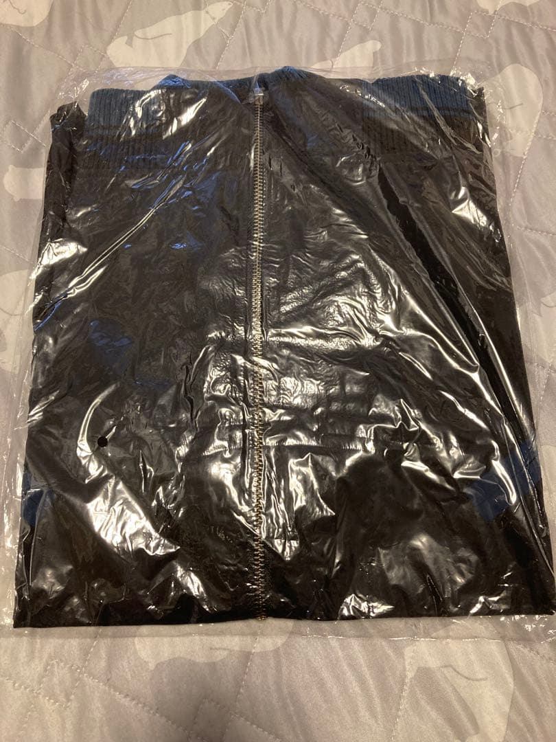 【新品未使用タグ付き】　グラニフ　石黒亜矢子　ブルゾン　スカジャン　阿吽　刺繍