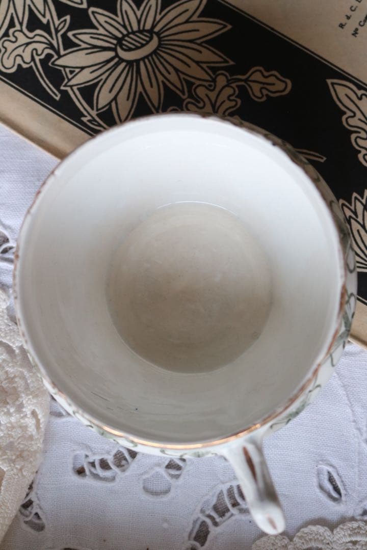 グリーン　Creil et montereau レリーフ　ソーサー　　c&s