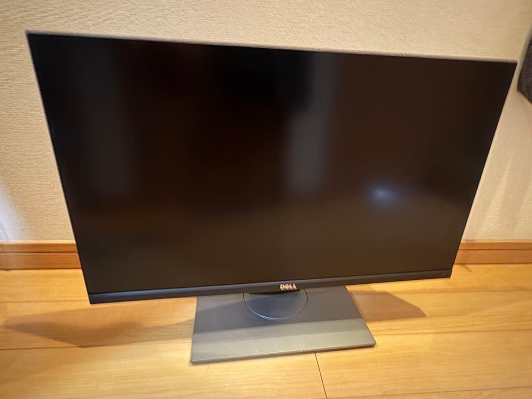 DELL　25型ワイド　UP2516D　WQHD 2560x1440