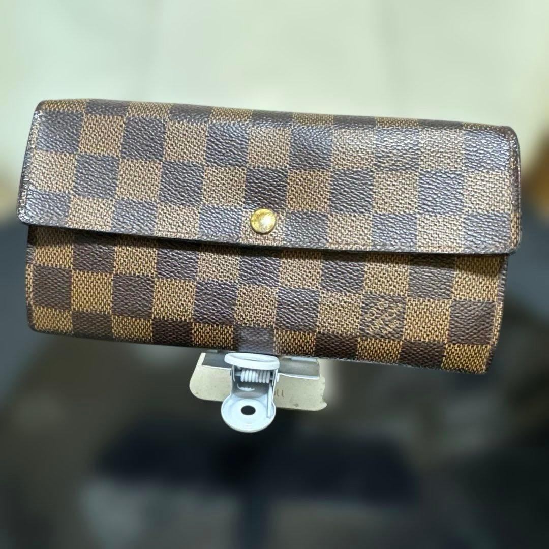 15☆美品♪カード10枚タイプ☆サラ長財布