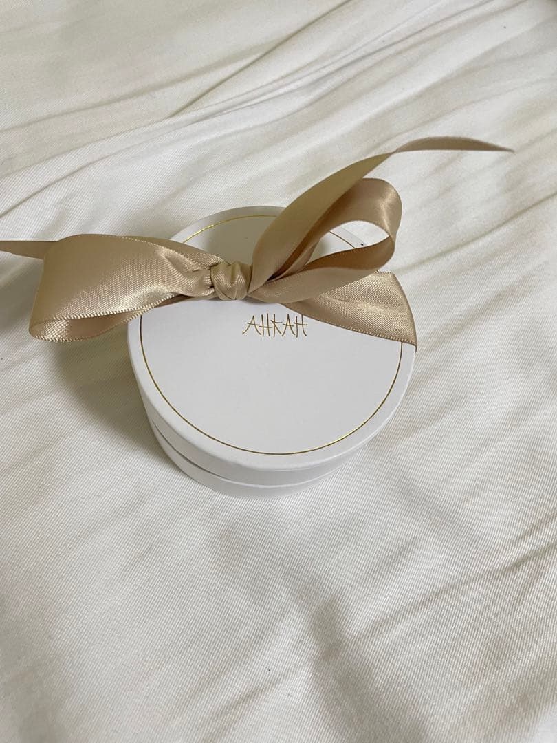 【開封のみ】AHKAH フォリアージュスタッド　シングルピアス