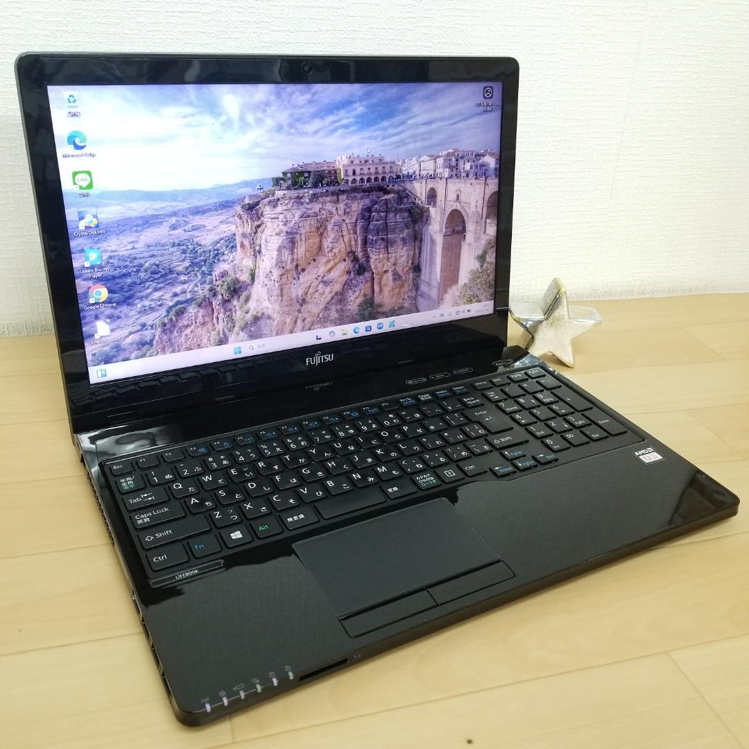 期間限定 新品SSD Win11 DVD再生可 ノートPC 富士通(E0606