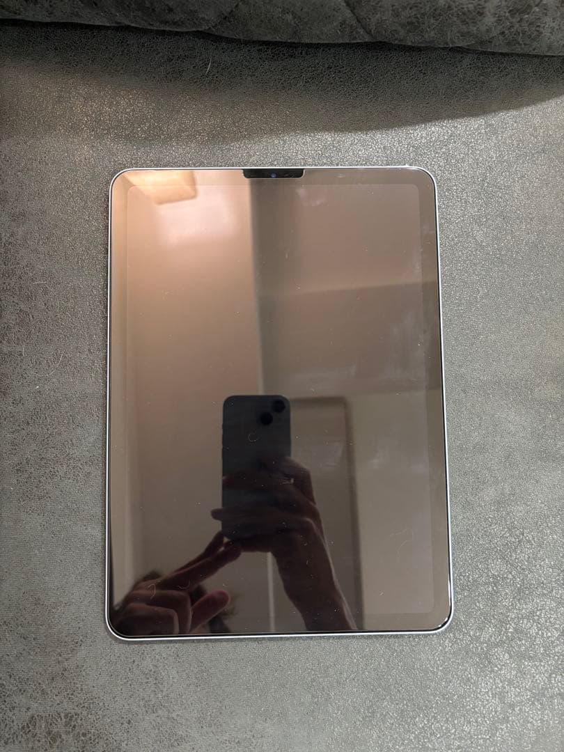 iPadAir 第4世代 64G 【本体＋純正キーボード(箱付き)】