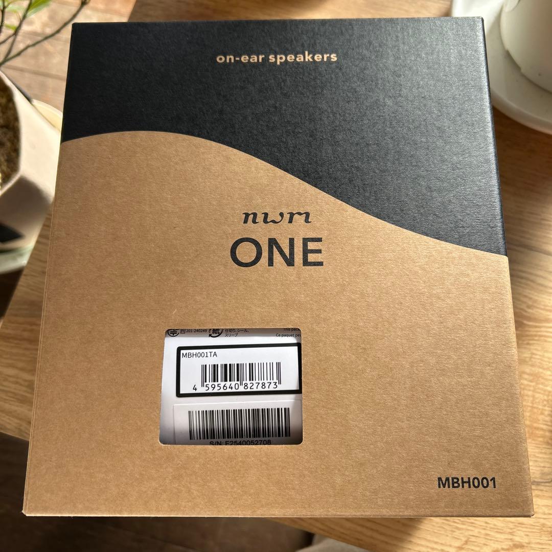 NTT 新品未使用 ワイヤレスヘッドフォン ONE MBH001TA