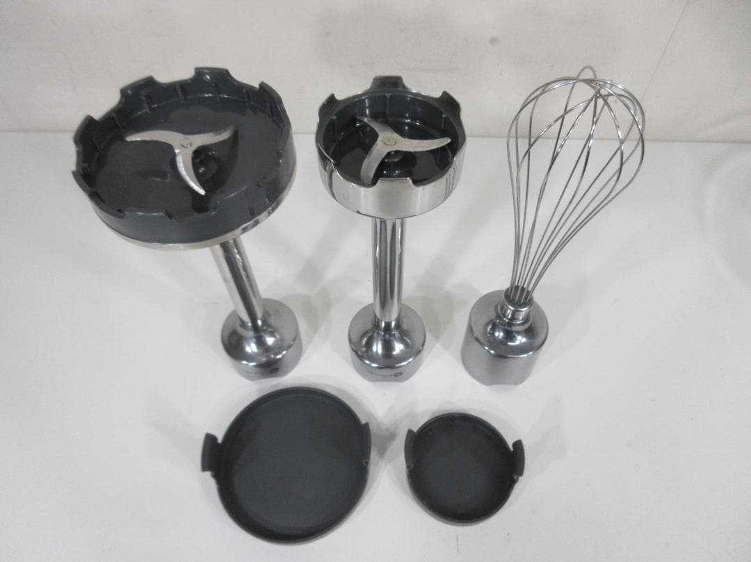 0831Z デロンギ ケーミックストライブレード ハンドブレンダー DHB891