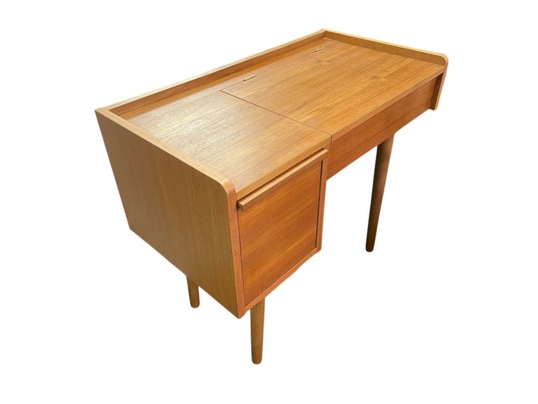 unico ウニコ Albero アルベロ ウォールナット材 ドレッサー 北欧風