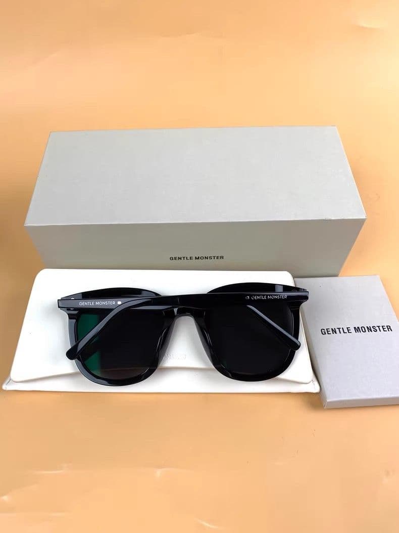 GENTLE MONSTER サングラス ブラック