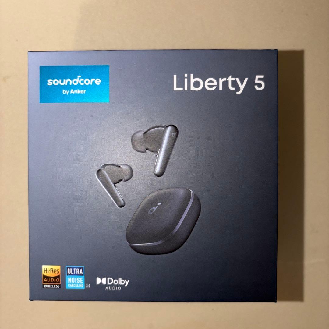 イヤホン anker liberty 5