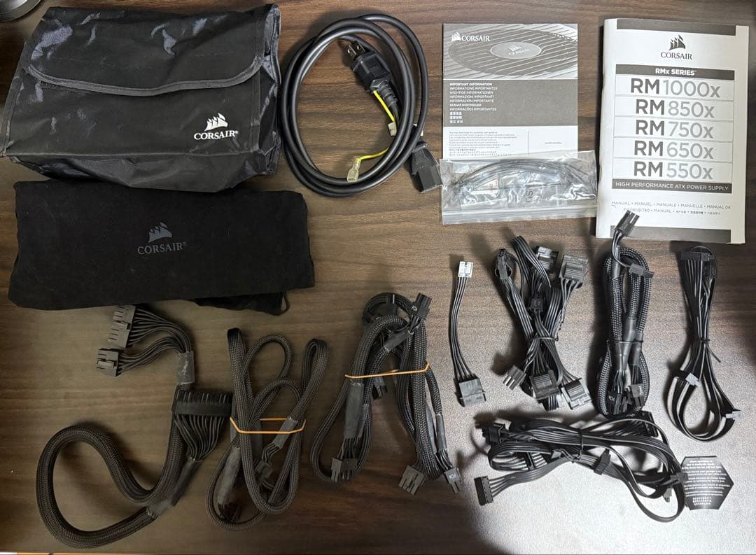美品 CORSAIR 電源ユニット RM850x 80PLUS/GOLD 箱付き