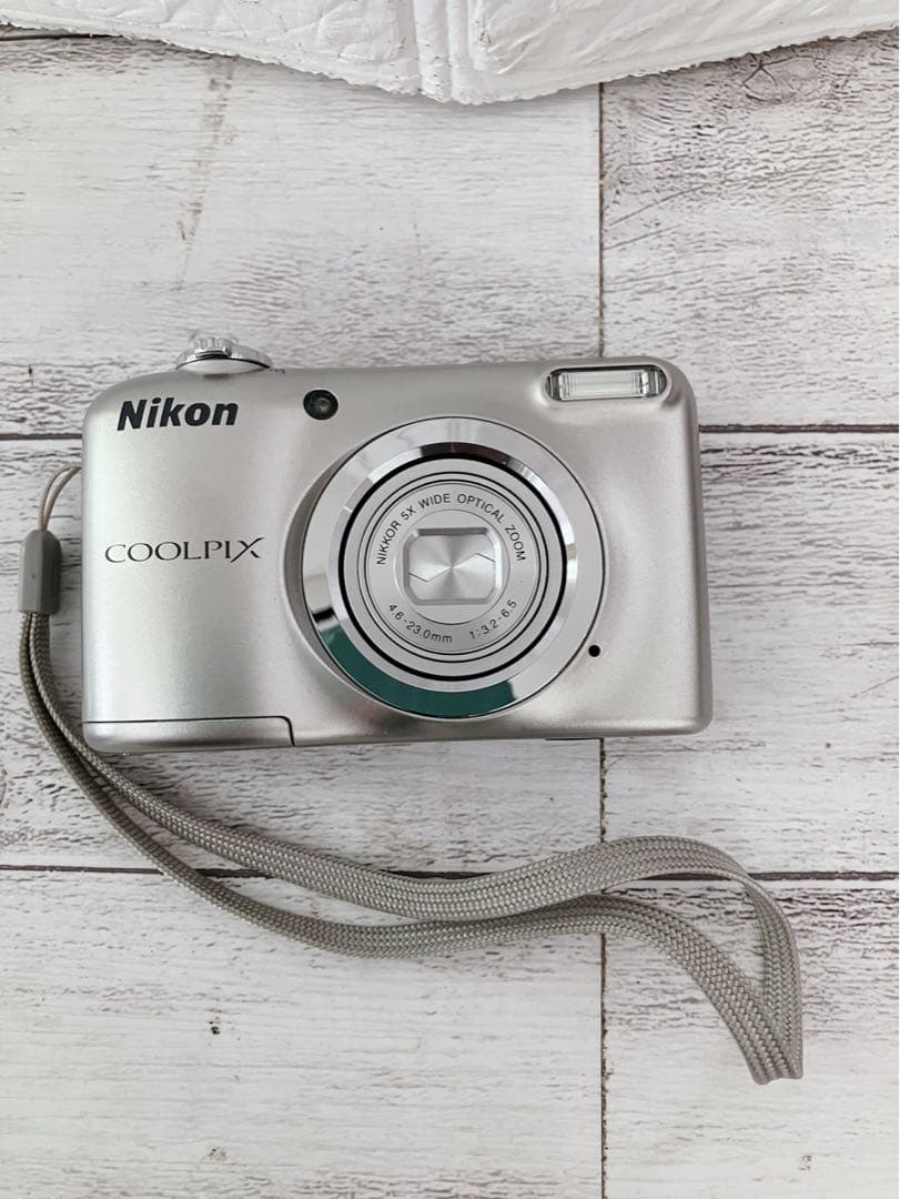 Nikon COOLPIX A10 シルバー