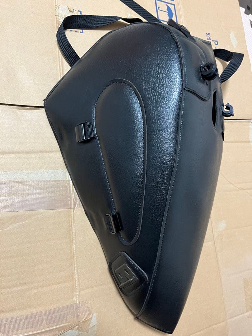 バグスター タンクカバー ブラック ヤマハ BOLT 14-16