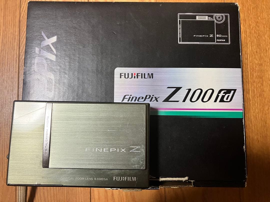 美品 デジカメ富士フイルム FinePix Z100fd 付属品あり