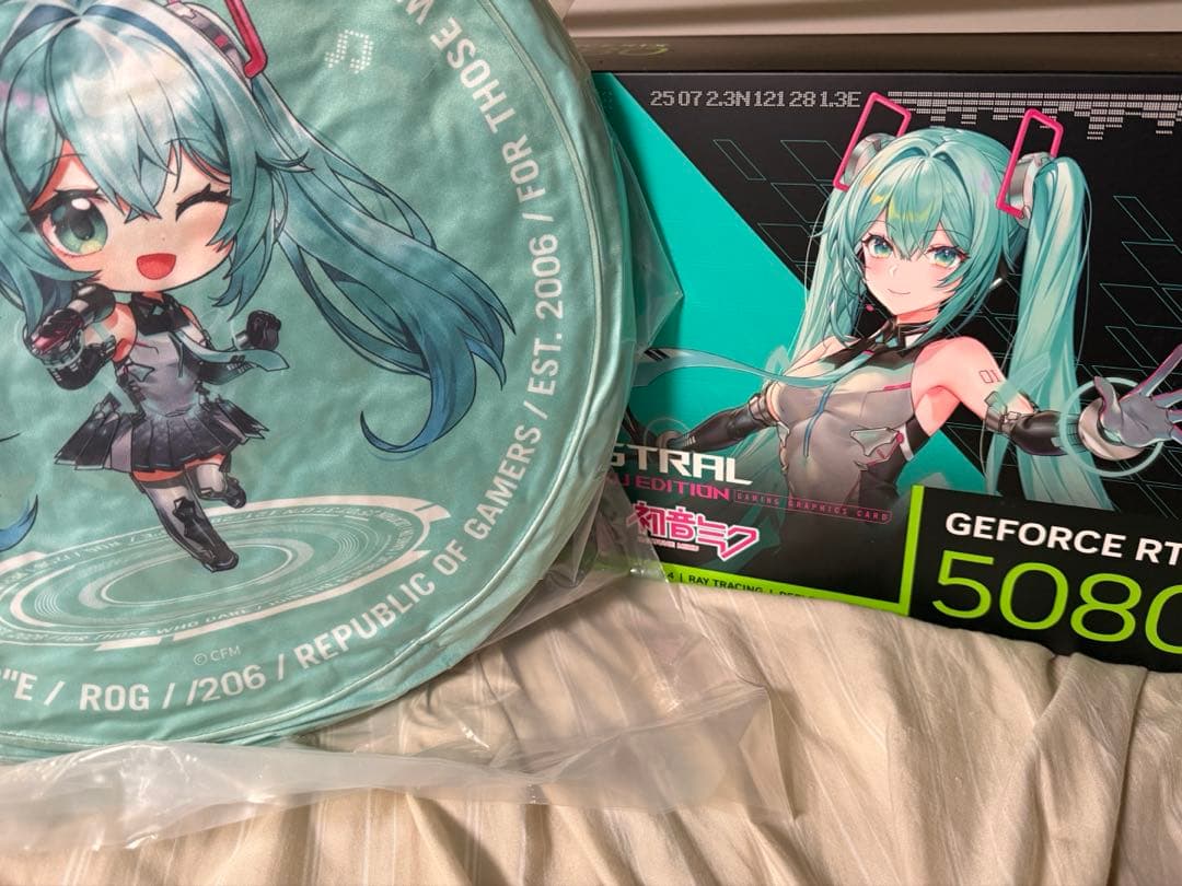 ROG RTX5080 HATSUNE MIKU EDITION 新品