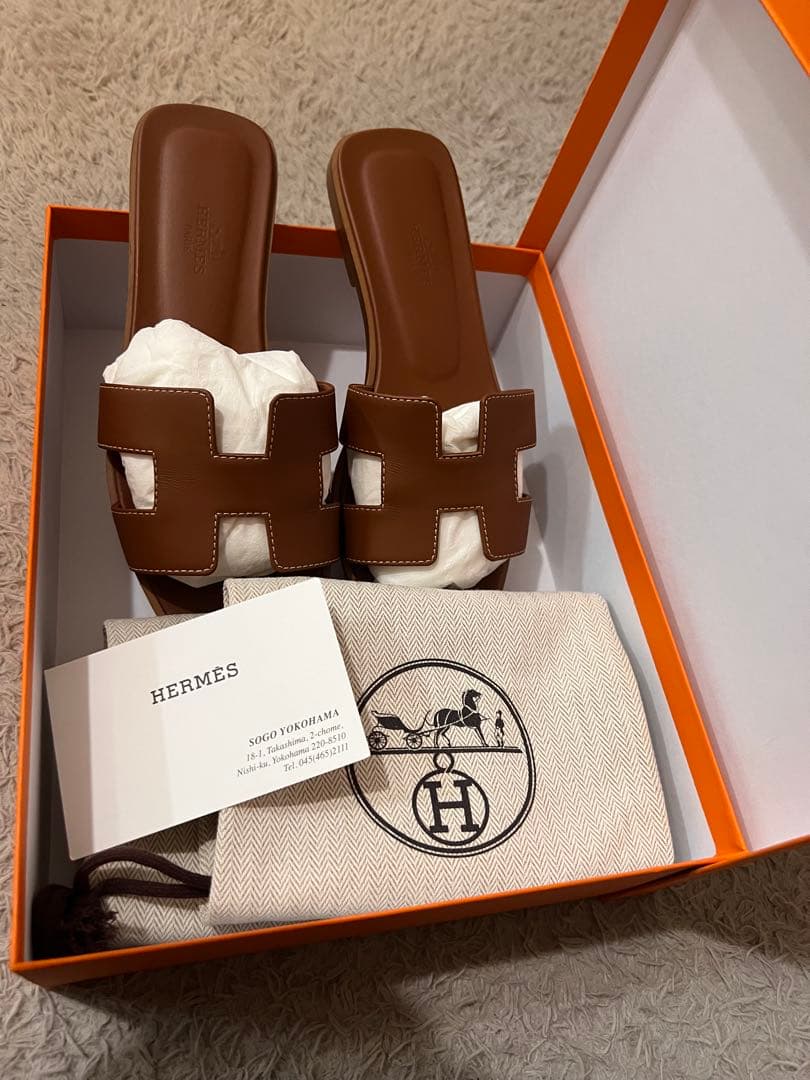 HERMÈS ブラウン スライドサンダル