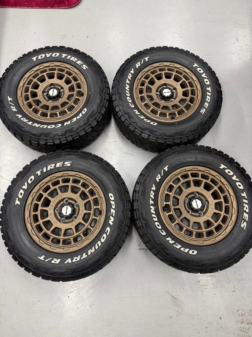 ウェッズ マッドヴァンス X type F 16インチ ホイールタイヤセット