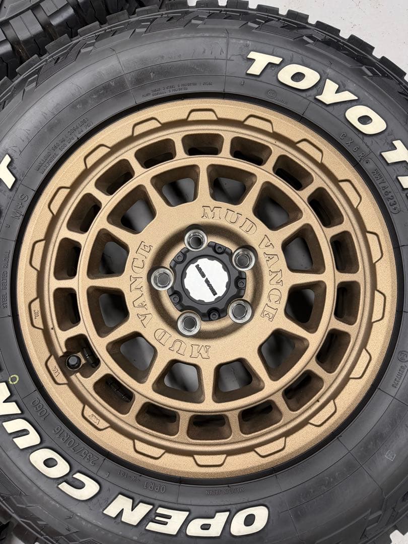 ウェッズ マッドヴァンス X type F 16インチ ホイールタイヤセット