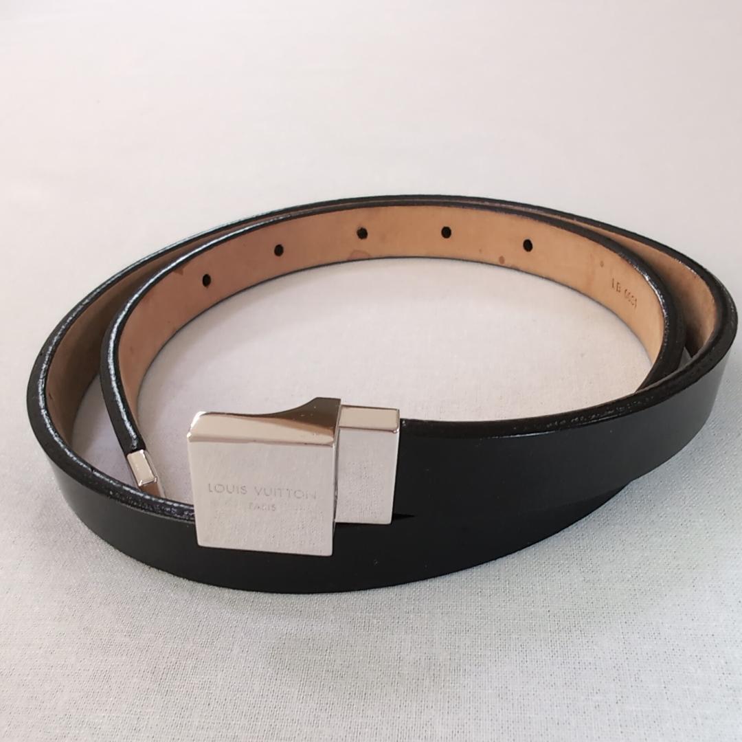 LOUIS VUITTON サンチュールキャレ 細身ベルト 65±5cm d43