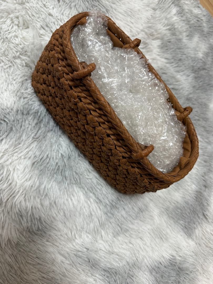 新品　山葡萄かごバッグ 手提げ 保存袋付き 人気の定番 素敵　翌日発送