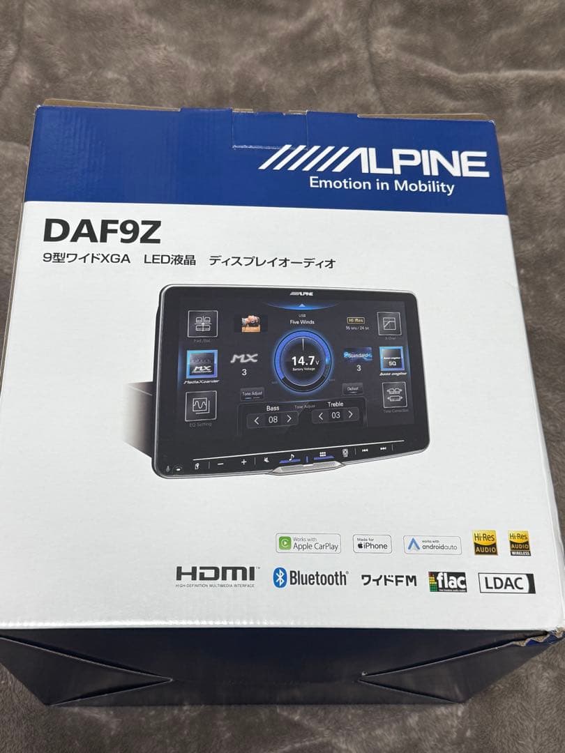 最終値下げ【新品未使用】ALPINE DAF9Z 9インチカーオーディオ