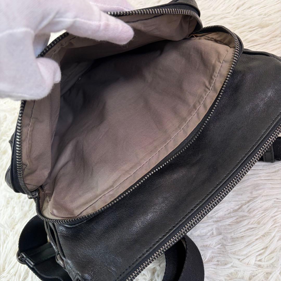 極美品✨BOTTEGA VENETA ショルダーバッグ イントレチャート 漆黒