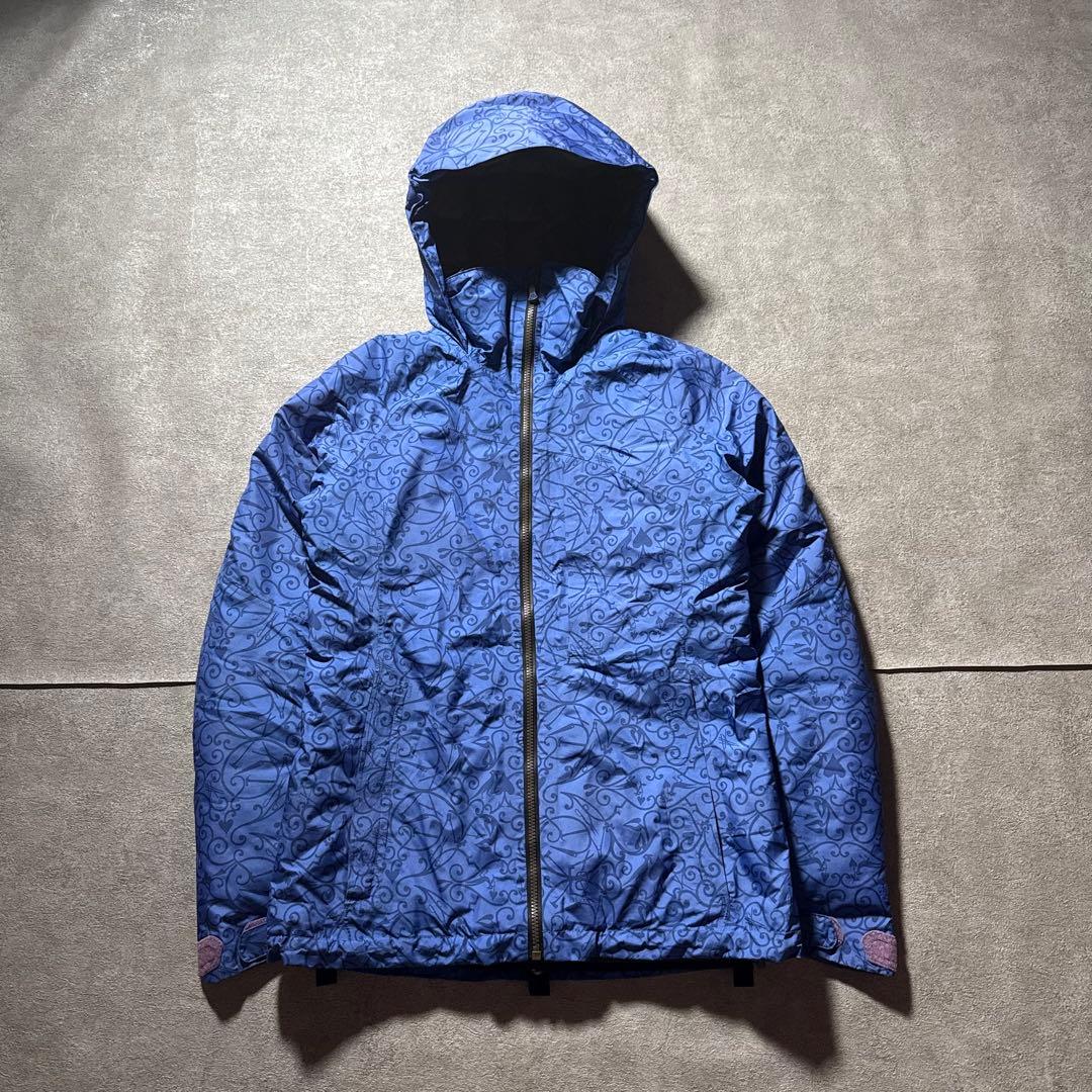 希少 Burton AK GORE-TEX スノボウェア スキーウェア 総柄 S