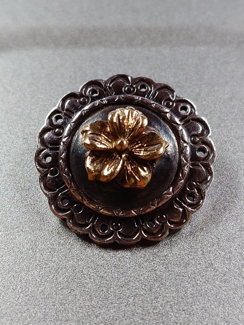 FIRSTARROWS　1点物18KFlower付きシルバーコンチョ