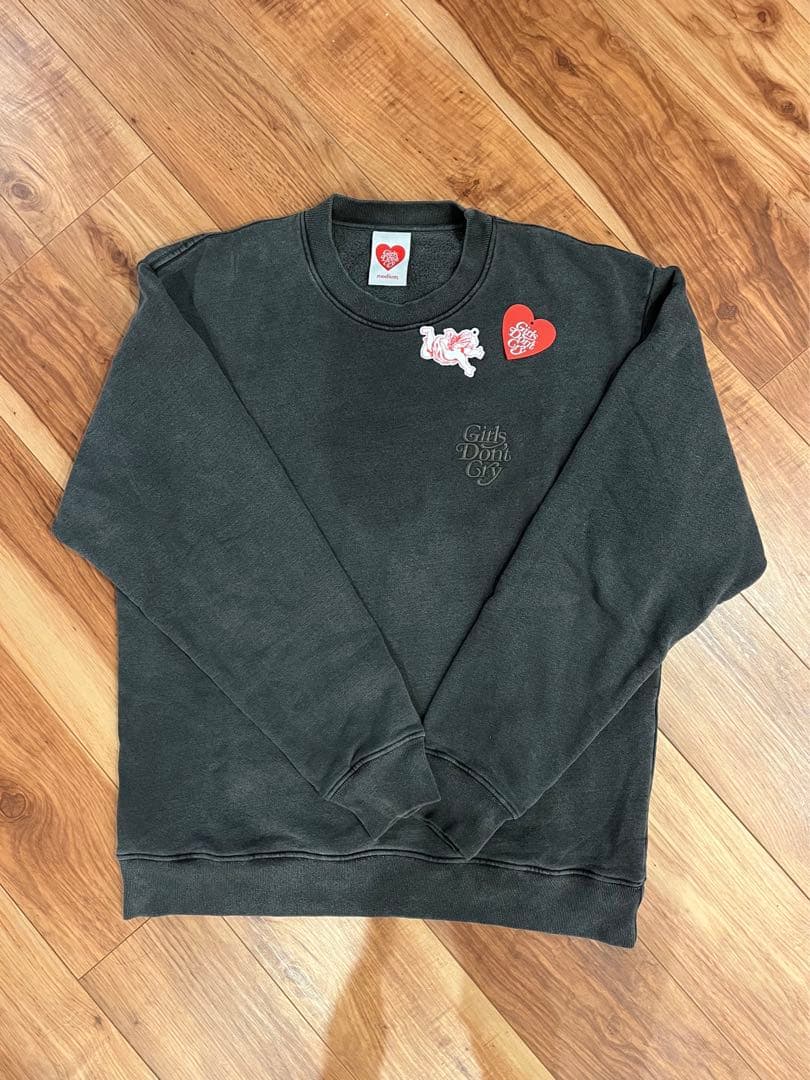 Girls Don't Cry スウェット M ダークグレー