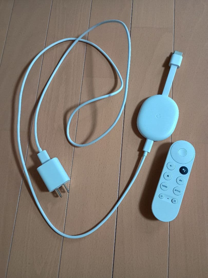 Chromecast with Google TV (HD) 本体とリモコン
