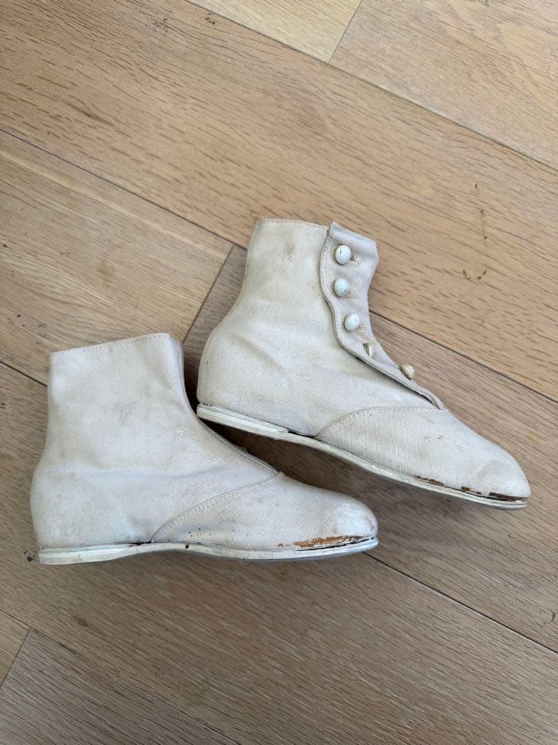 フランスアンティーク子供用ガール用ホワイトボタンブーツ