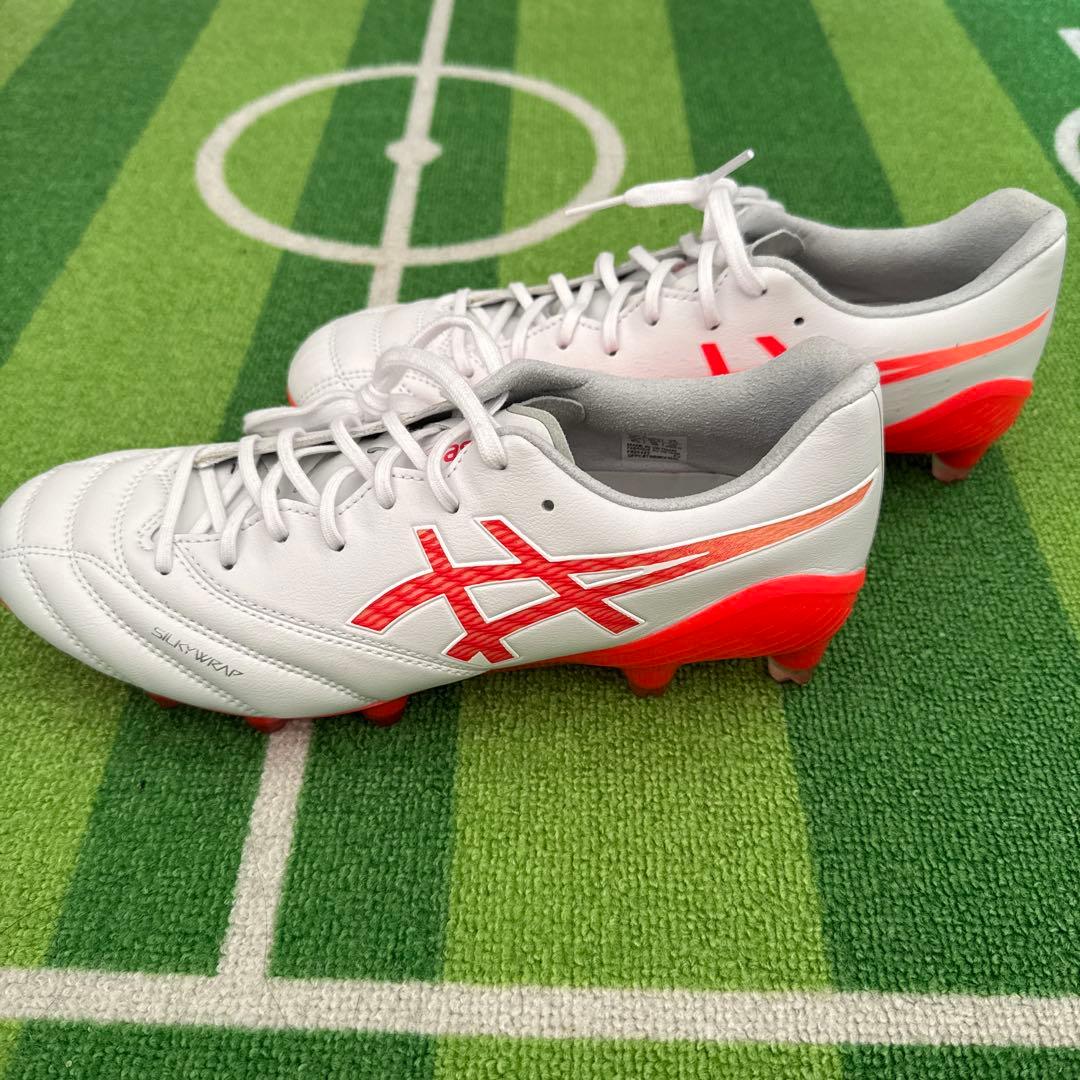 アシックスDS LIGHT X-FLY 6 25.5㎝