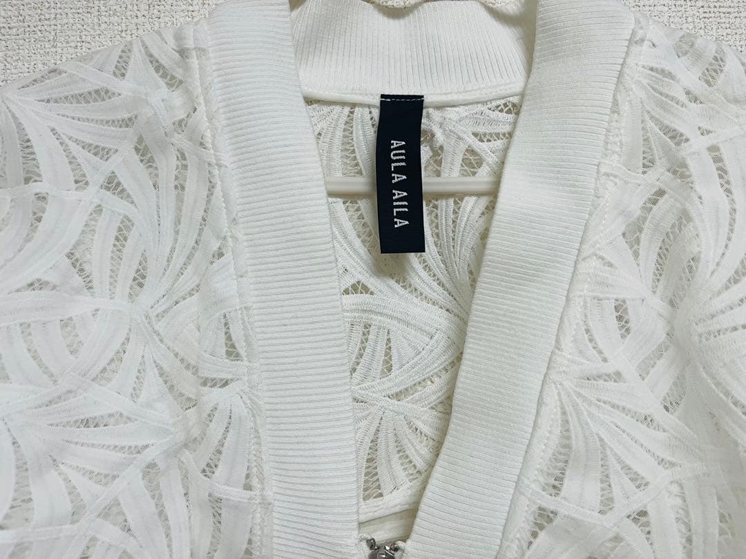 AULA AILA ホワイトレースブルゾン　日曜までSALE