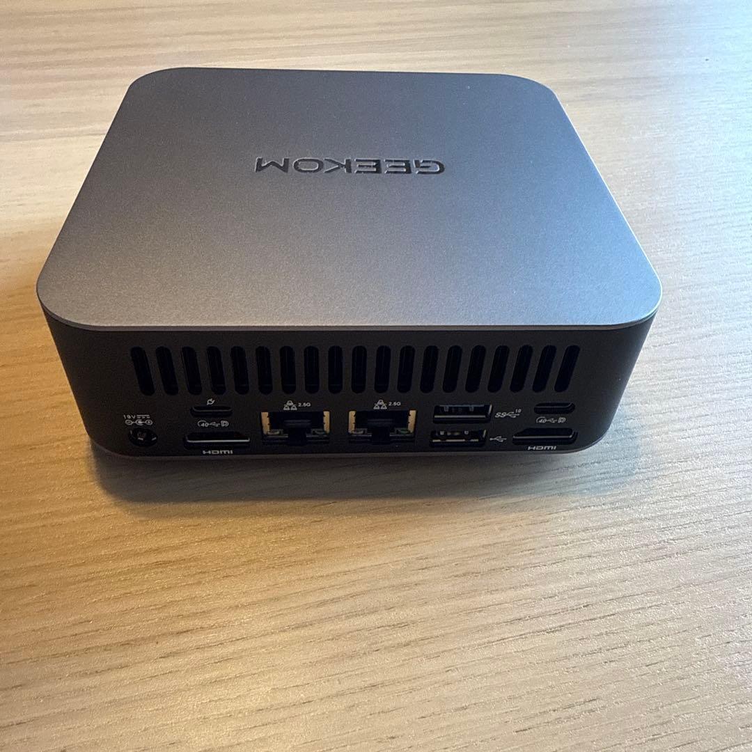 GEEKOM ミニpc GT1 Mega Intel14th Ultra9