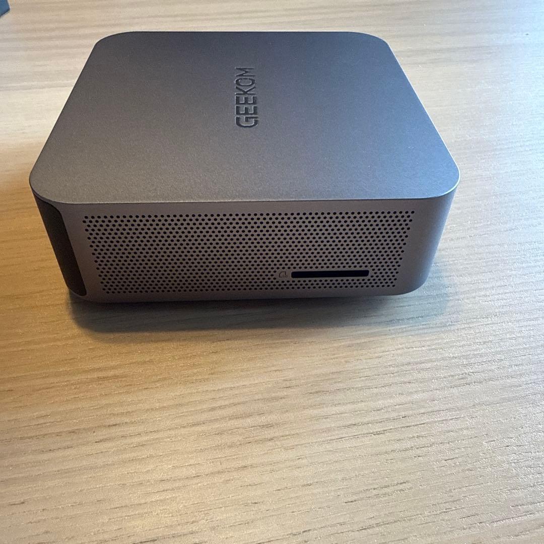 GEEKOM ミニpc GT1 Mega Intel14th Ultra9