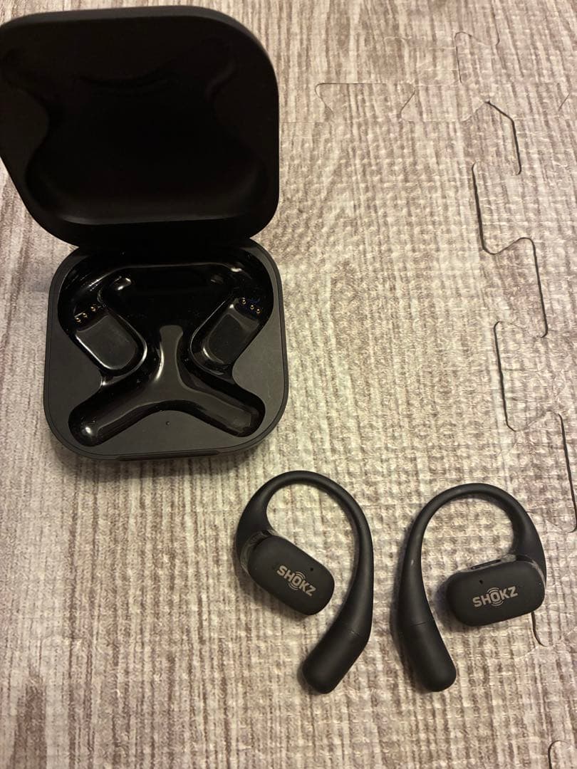 SHOKZ OpenFitワイヤレスイヤホン