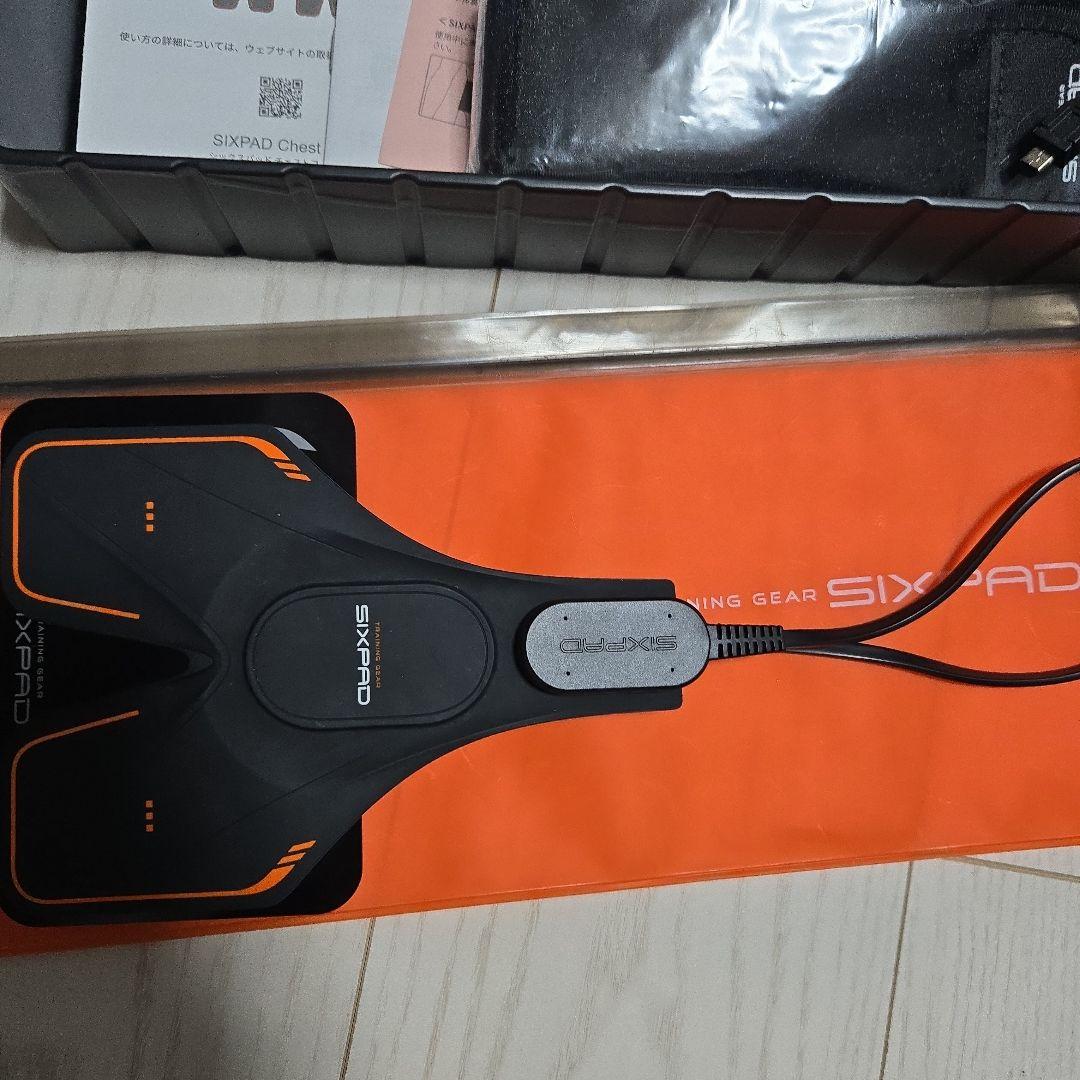 SIXPAD chest fit チェストフィット