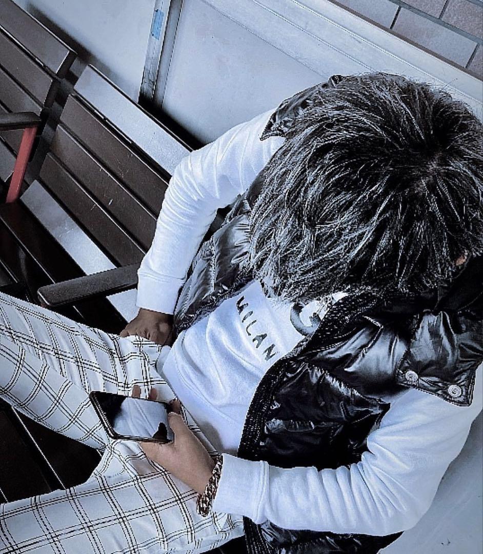 MSGMホワイトサイズsの裏起毛になっています 欲しい方是非購入してください。