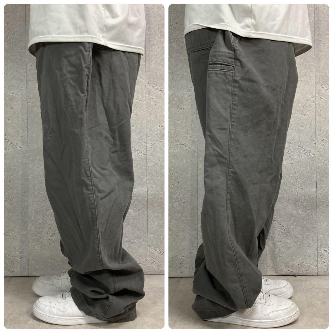 ３枚カーハート　グレー　ワークパンツ　ビックサイズ　古着　W44 L34