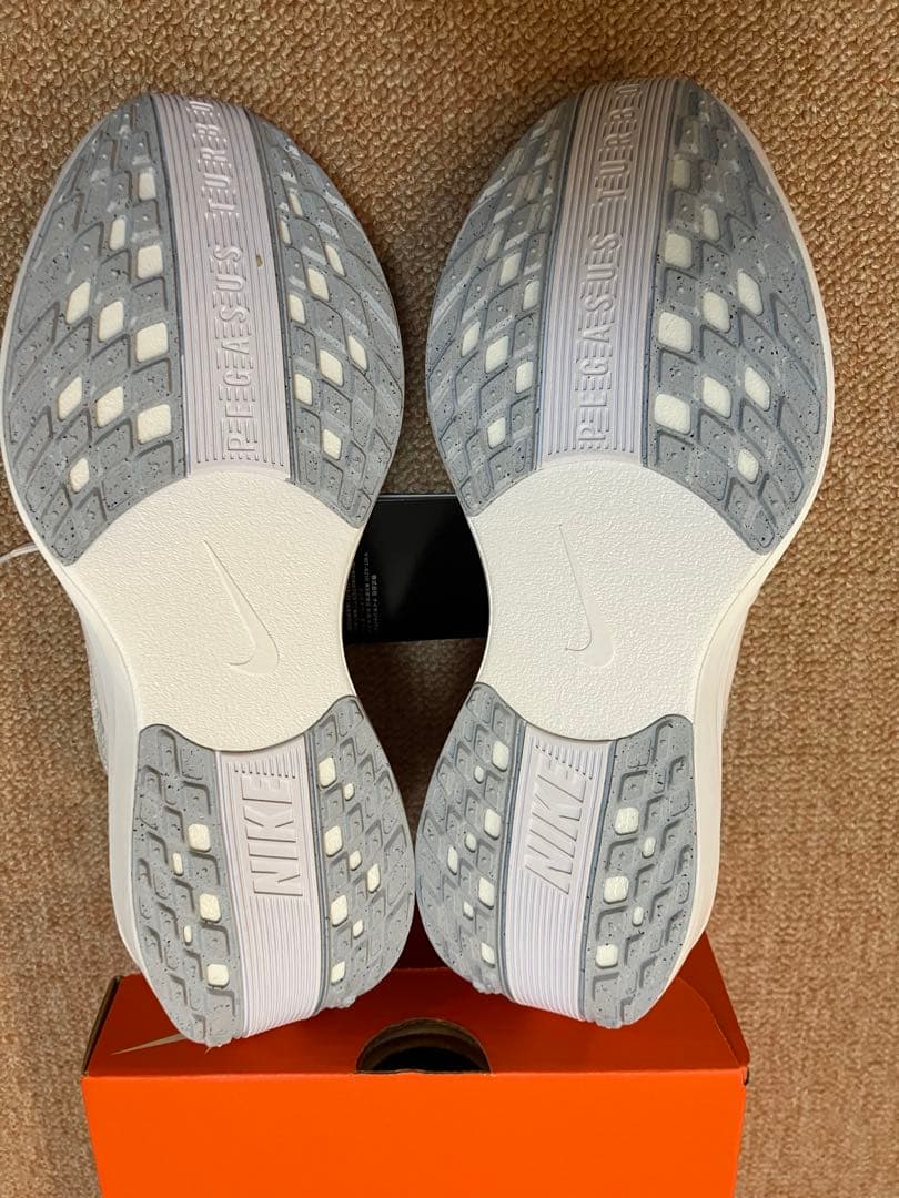 【ゆーはみかく】新品未使用 ナイキ ペガサス プラス 26cm ホワイト