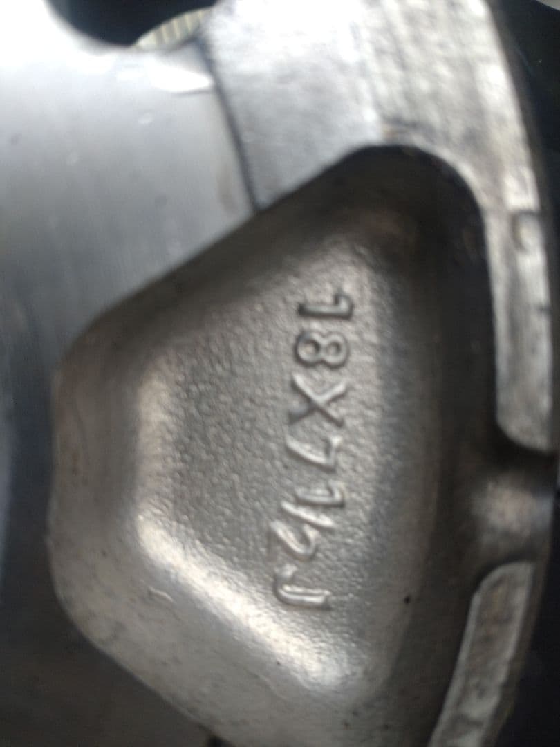 【coconats様】ハリアー18インチ　ブリヂストンスタッドレスセット