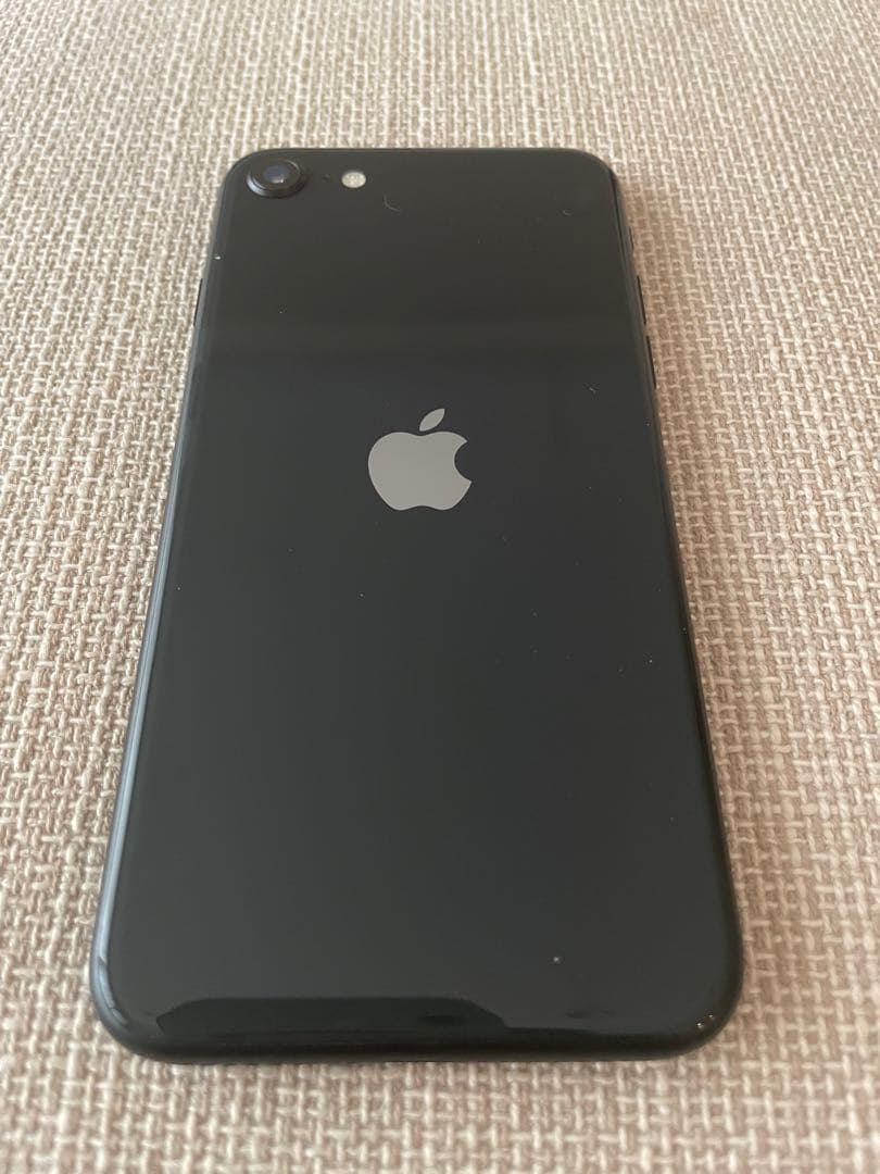 Apple iPhone SE (第二世代）本体